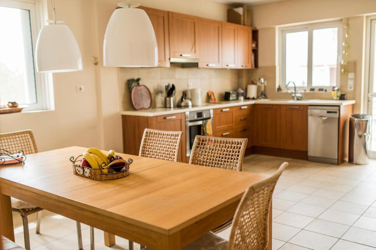 Family Getaway, Spacious And Luxurious, Sea View, Terrace, Next To Voula Beach, 20Min From Center Atenas Exterior foto
